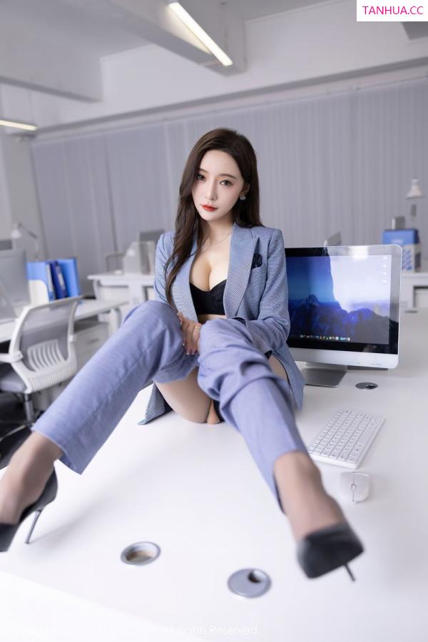 王馨瑶  [XiuRen]高清写真图 2022.09.22 No.5629 王馨瑶yanni第53张图片